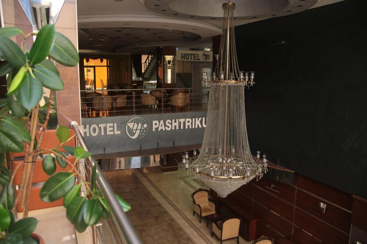 Hotel Pashtriku Gjakova Exterior foto