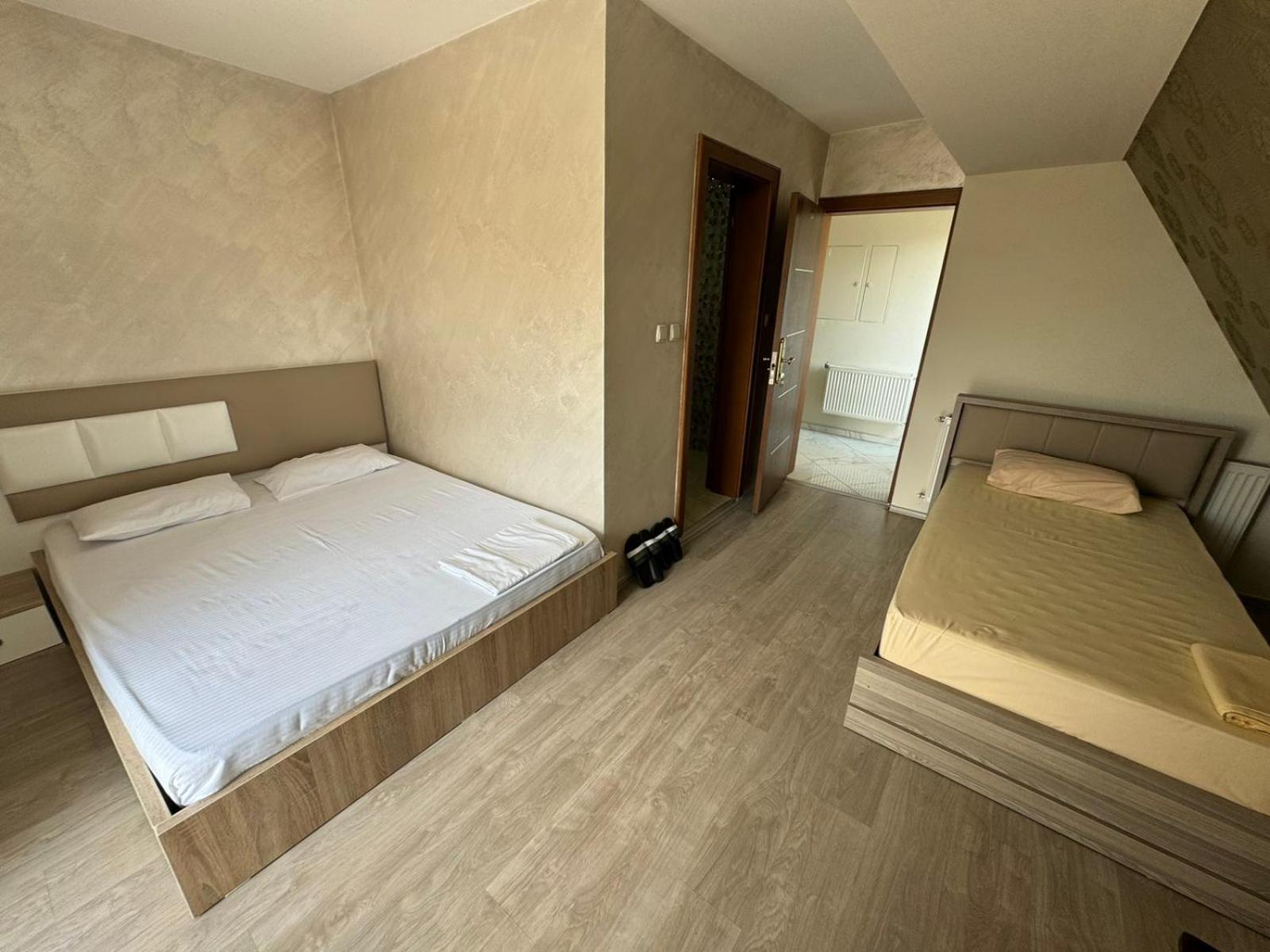 Hotel Pashtriku Gjakova Exterior foto